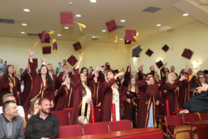 Read more about the article ODRŽANA SVEČANA DODJELA DIPLOMA NA UNIVERZITETU PIM!